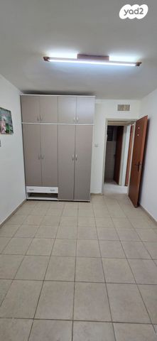 דירת גן, שדרות וייצמן, נתיבות