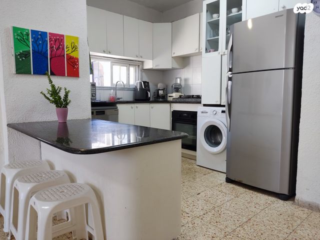 דירה, זמנהוף, לב העיר, בת ים