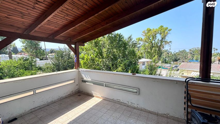 דירה, דגניה א'