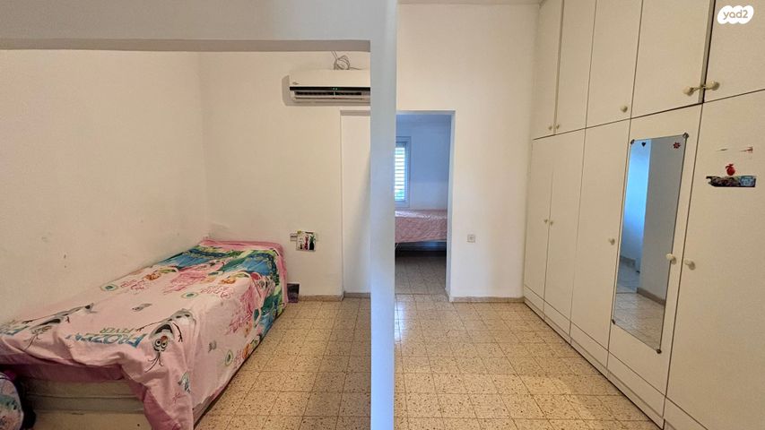 דירה, דגניה א'