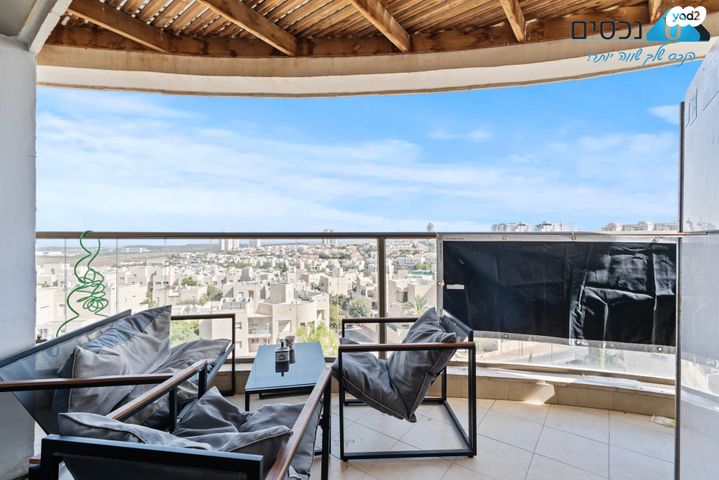 דירה, מגדל המנורה, אבני חן, מודיעין מכבים רעות