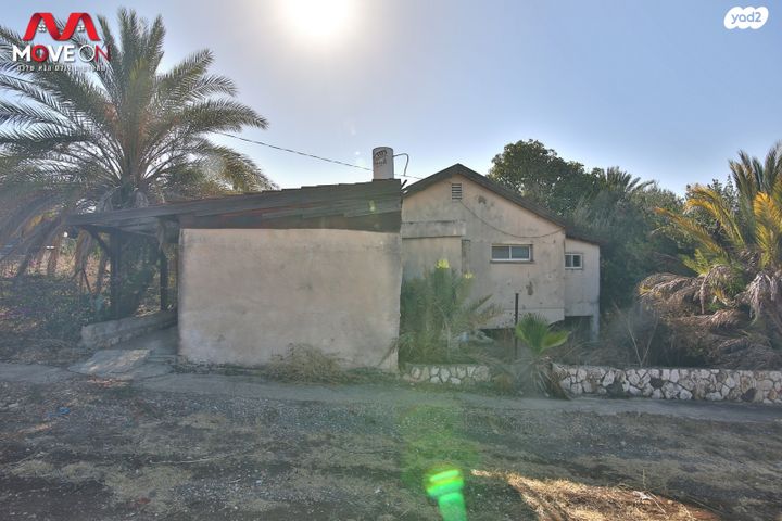 הרב עוזיאל 1