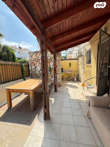 דירה, שבטי ישראל 15, גבעת אולגה, חדרה