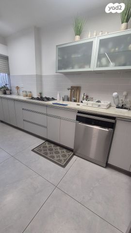 דירה, נהלל, הפארק - צפון ותיק, חדרה