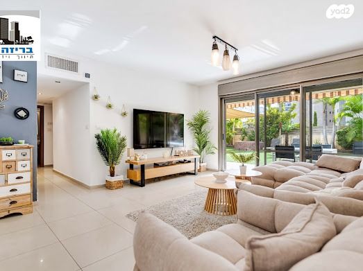 דבורה ברטונוב 5