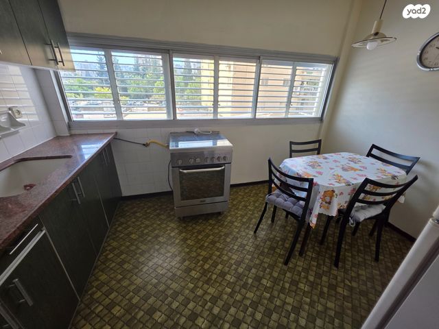 דירה, ניסנבוים 12, יזרעאליה, חיפה