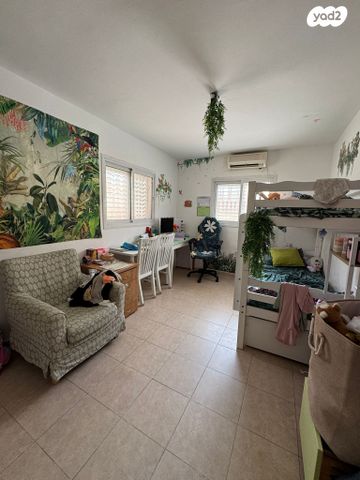 דירה, שבטי ישראל 15, גבעת אולגה, חדרה