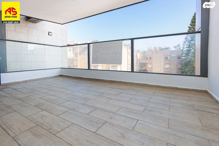 דירה, רעננה