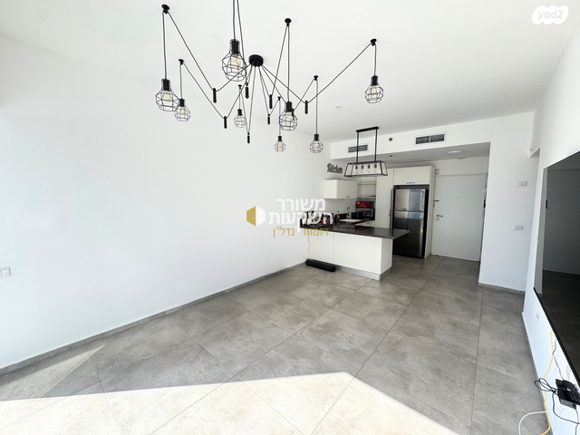 דירה, דרך מנחם בגין 144, מונטיפיורי, הרכבת, תל אביב יפו