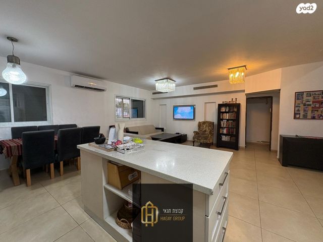 דופלקס, נחום סוקולוב 27, שפרינצק, רמלה