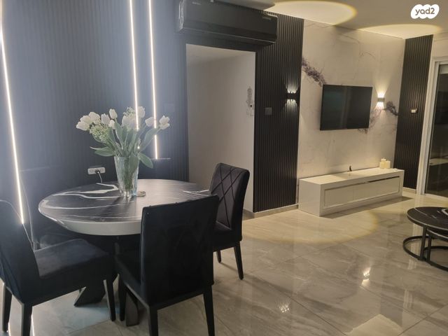 דירה, האיילון 15, גני יער, לוד