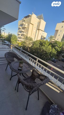 דירה, נהלל, הפארק - צפון ותיק, חדרה