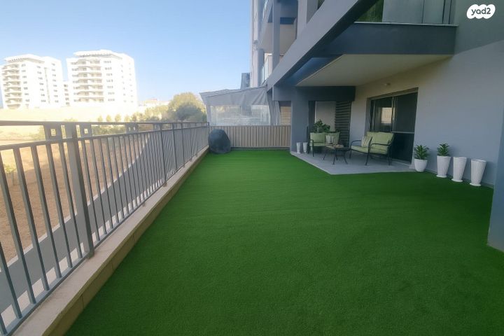 דירת גן, סביון, הפרחים, חריש