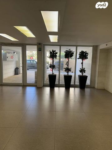 דירה, הנביאים, הנביאים, בת ים