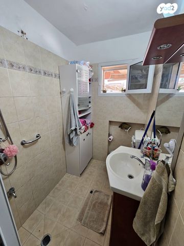 בית פרטי/ קוטג', דגניה, מרכז הישוב, גני תקווה