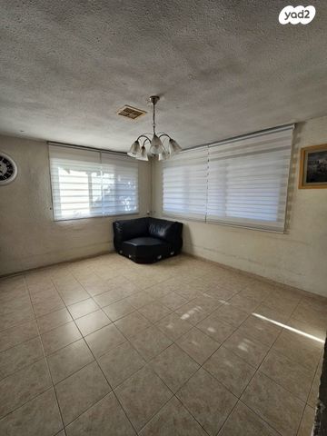 בית פרטי/ קוטג', דגניה, מרכז הישוב, גני תקווה