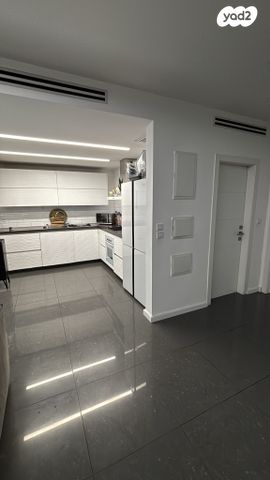 גג/ פנטהאוז, ניסן 87, הכרמים, מודיעין מכבים רעות