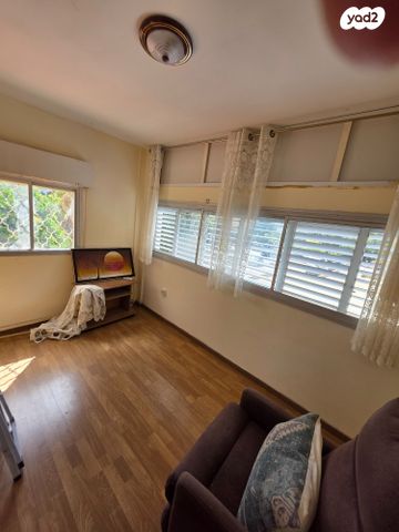 דירה, ניסנבוים 12, יזרעאליה, חיפה