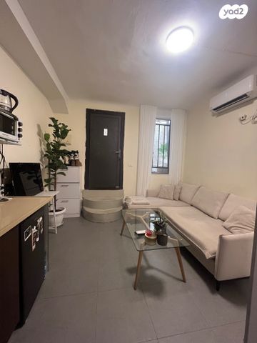 מונטיפיורי 