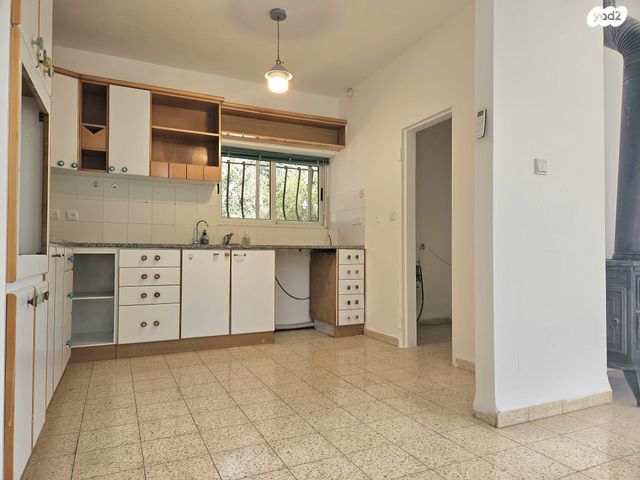 בית פרטי/ קוטג', כפר ורדים