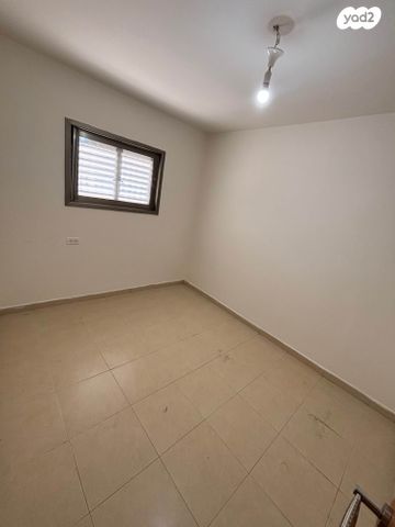 דירה, יהודה לייב פינסקר, ראשון לציון