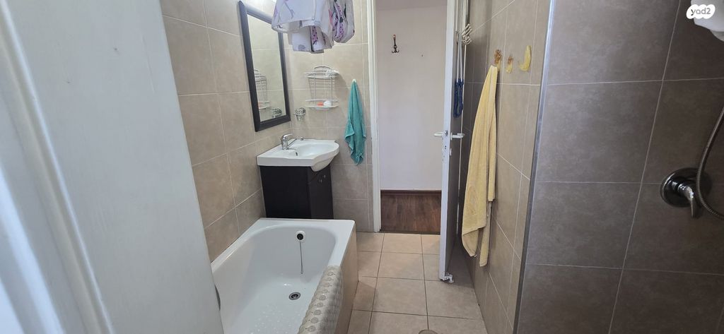 דירה, שדרות ירושלים, מרום נווה, רמת יצחק, רמת גן