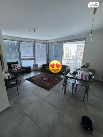 דירה, גרציאני יצחק, תל אביב יפו