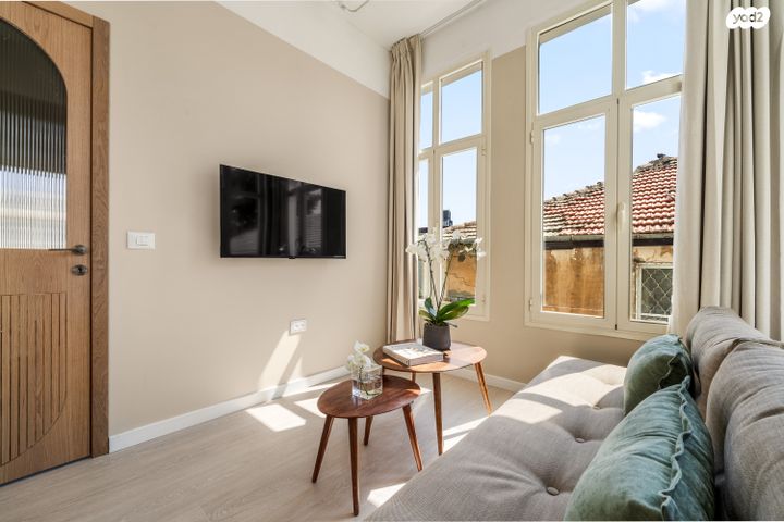 דירה, אלנבי 56, כרם התימנים, תל אביב יפו