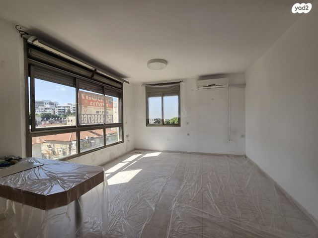 פנחס רוטנברג 17