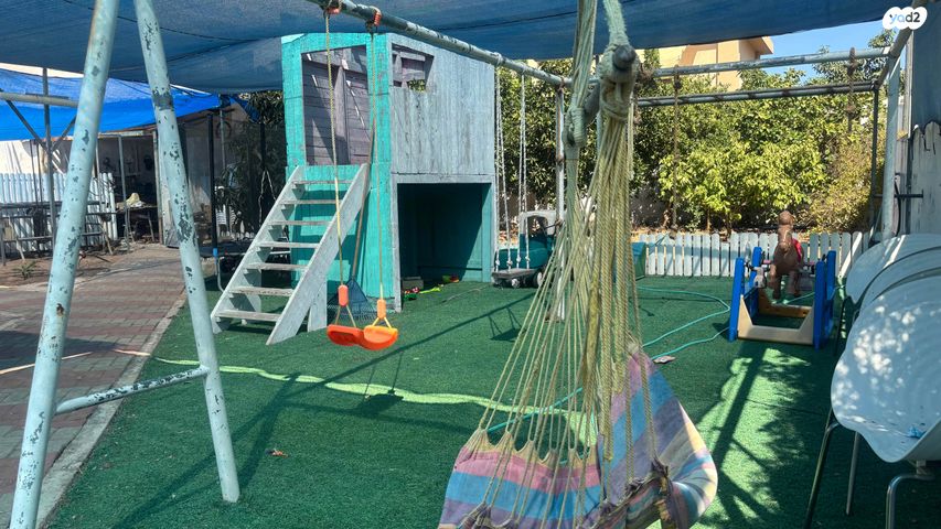 דו משפחתי, אור עקיבא