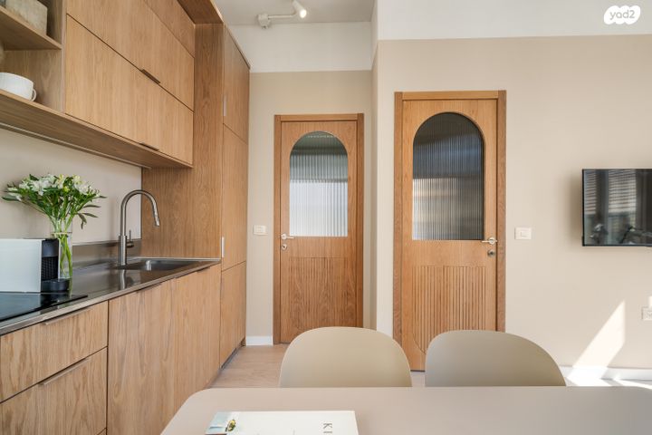 דירה, אלנבי 56, כרם התימנים, תל אביב יפו