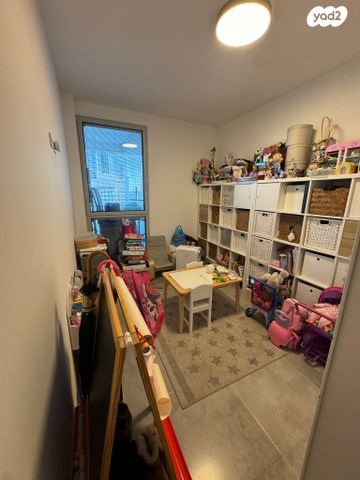 דירה, גרציאני יצחק, תל אביב יפו