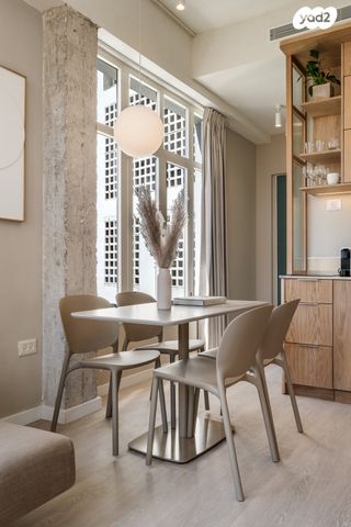 דירה, אלנבי 56, כרם התימנים, תל אביב יפו