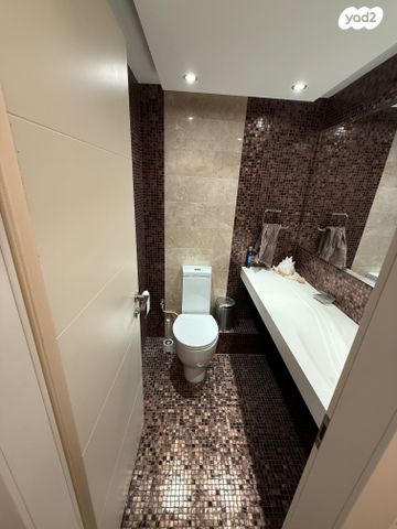 דירה, שדרות ניצה, צפון מערב מרכז העיר, נתניה