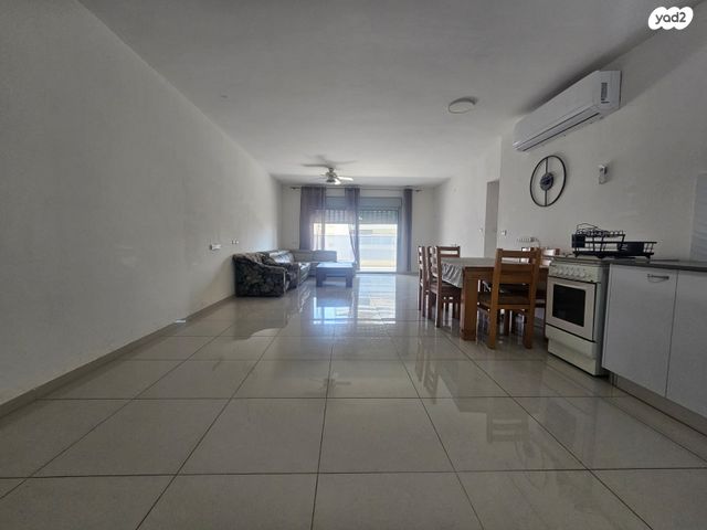 דירה, שדרות רובע יזרעאל, רובע יזרעאל סביוני העמק, עפולה