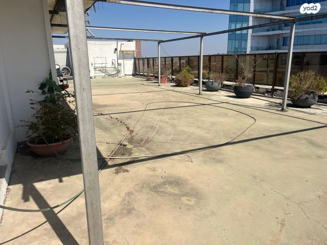 משרדים, המצודה 1, שיכון חדש, אזור