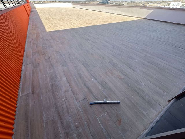 משרדים, מודיעין מכבים רעות