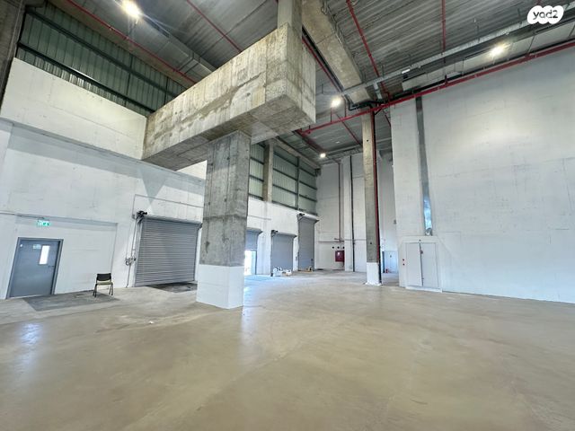 מחסנים, מודיעין מכבים רעות