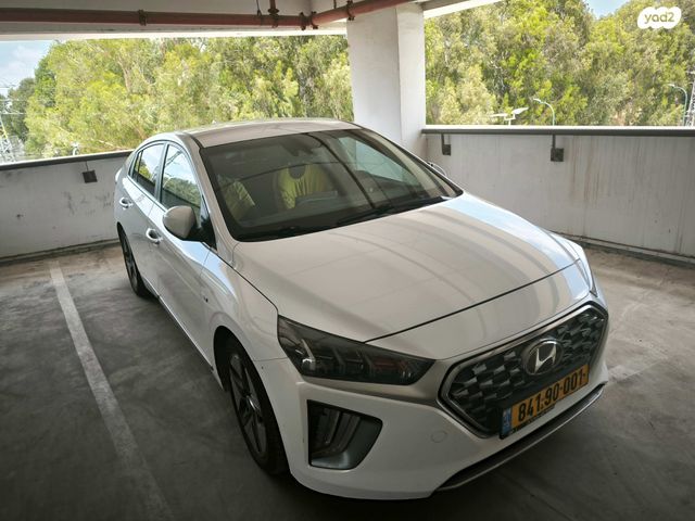 יונדאי איוניק