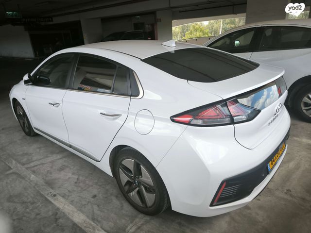 יונדאי איוניק