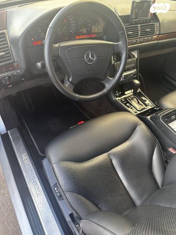 מרצדס-בנץ S-class