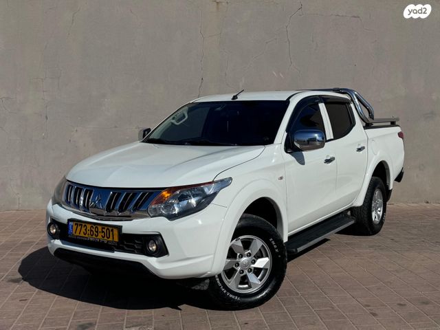 מיצובישי טרייטון / L200