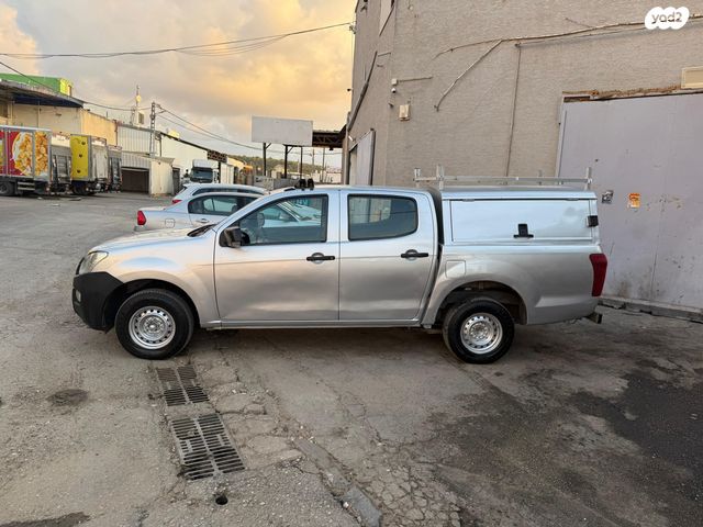 איסוזו די-מקס