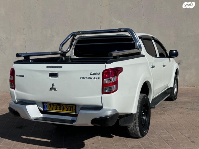מיצובישי טרייטון / L200
