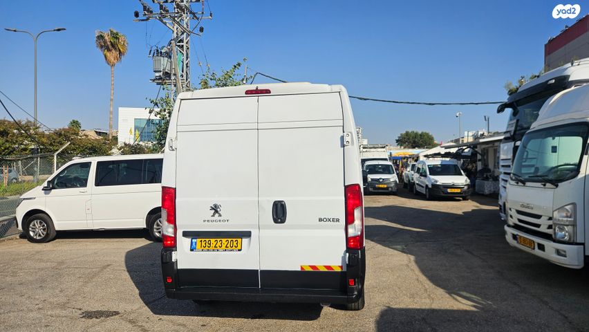 פיג'ו בוקסר