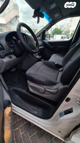 יונדאי H-1 / i800