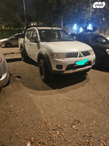 מודעת רכב מיצובישי טרייטון / L200