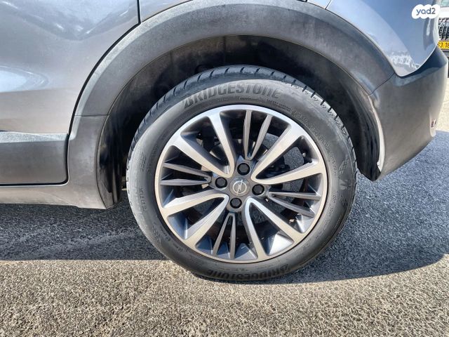 אופל קרוסלנד X