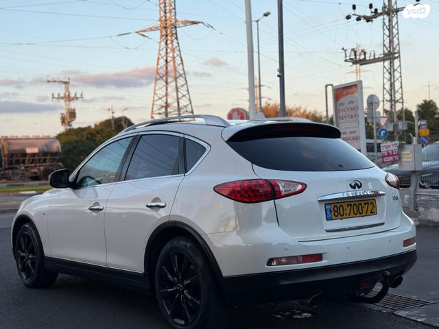 אינפיניטי FX37