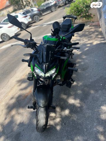 קאוואסאקי Z900